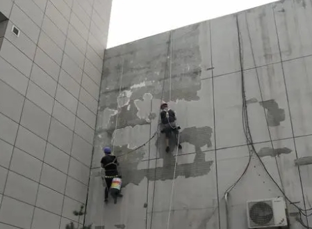 景县楼顶漏水维修公司分享下景县外墙防水的注意事项