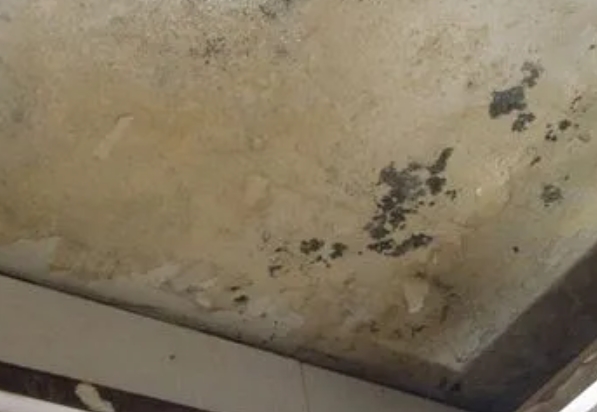 景县阳台漏水维修公司分享下景县卫生间渗水维修需要注意哪些问题。